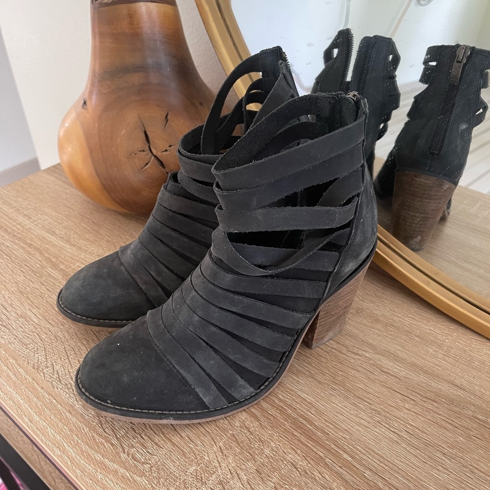 Free People Womens Hybrid Black Strappy Ankle Booties